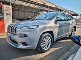 Jeep Cherokee 2.2 Mjt OVERLAND AUTOMATICA FULL F - silberne Jeep Cherokee