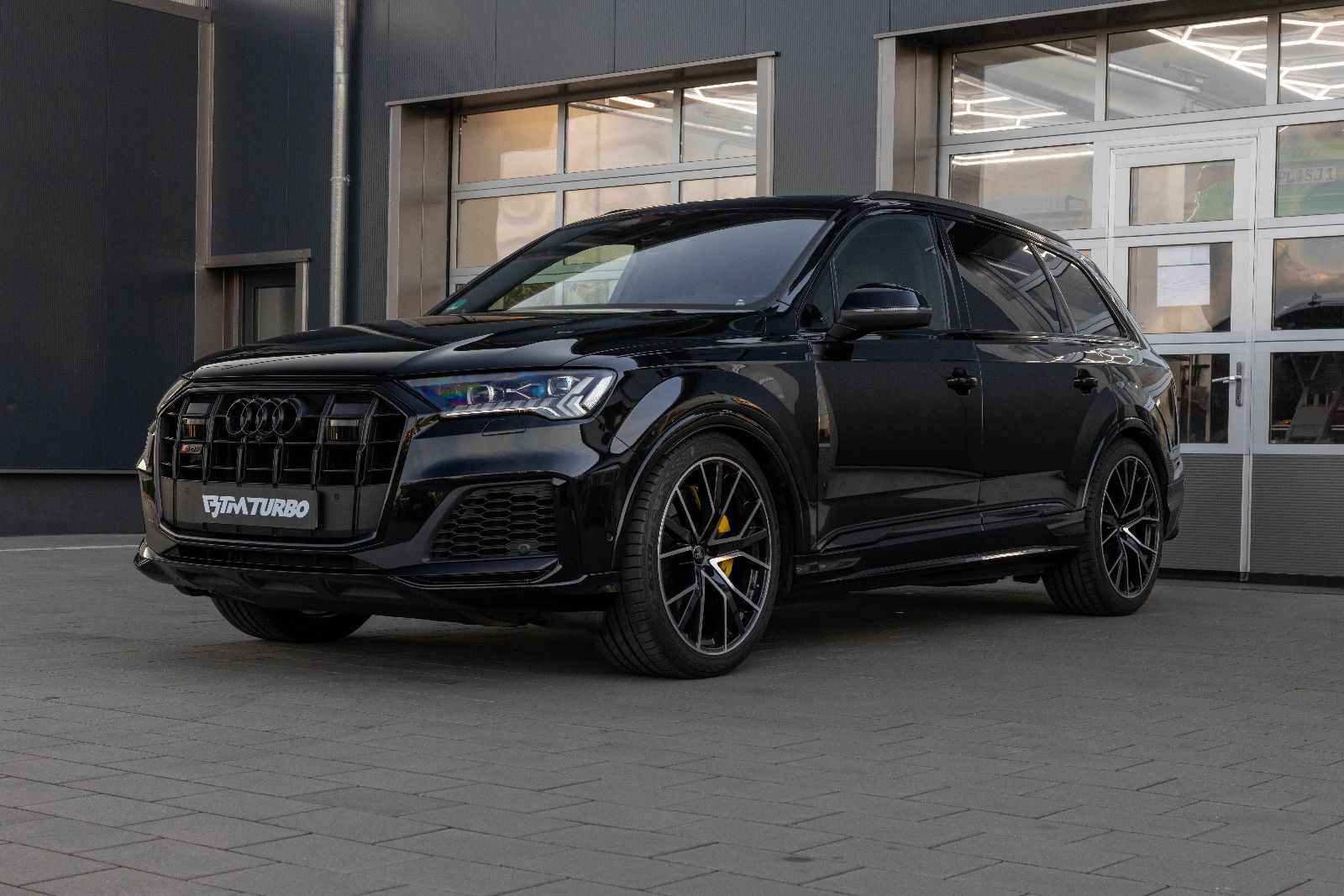 AUDI SQ7 4.0 TFSI quattro