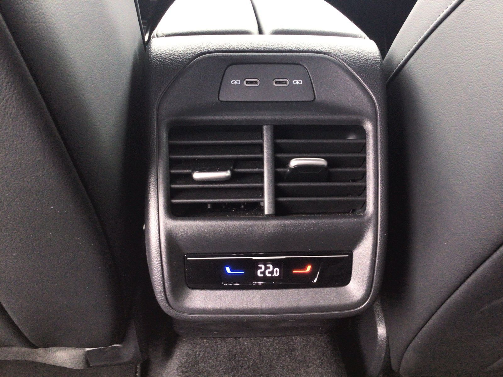 Volkswagen Passat Variant - Bild 18