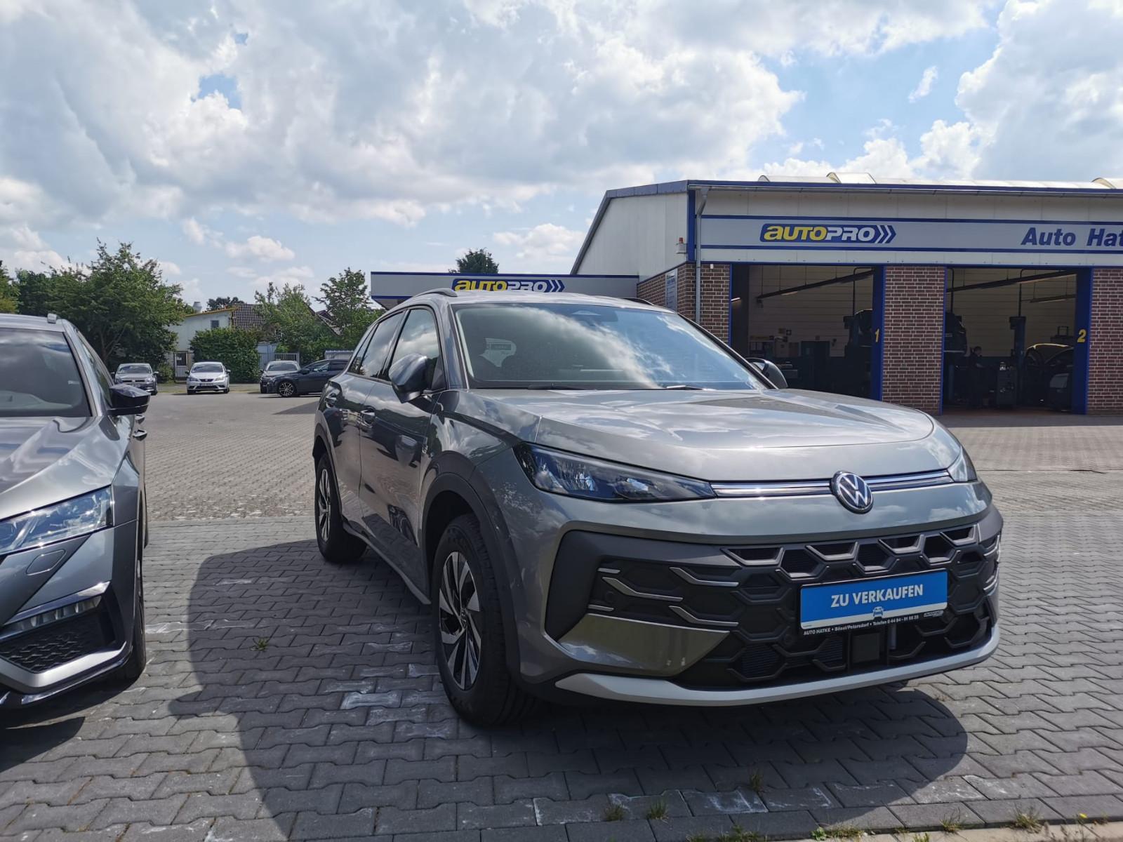 Volkswagen T-Roc "Life" 1,5 eTSI DSG AHK Kamera ACC Klima