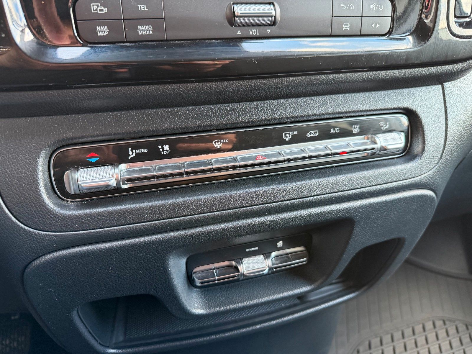 Fahrzeugabbildung Mercedes-Benz Vito 116 CDI Tourer 4x4 Extral AHK2,5to Stdheiz