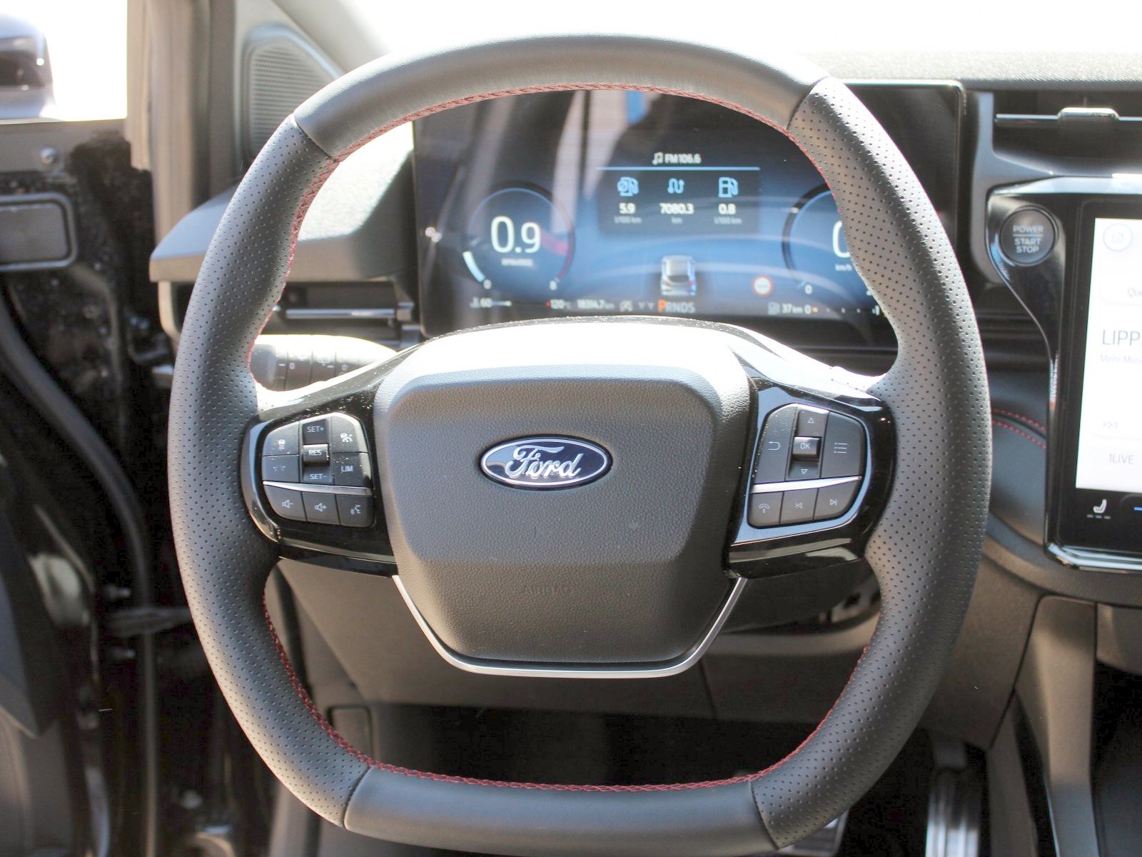 Fahrzeugabbildung Ford Puma ST-Line 1,0 EcoBoost Mild Hybrid