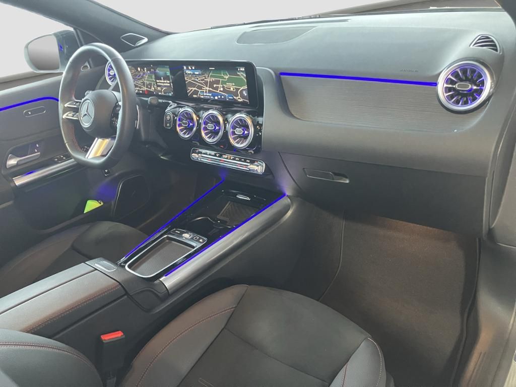 Fahrzeugabbildung Mercedes-Benz GLA 200 AMG*NIGHT*PANO*AHK*KEYL*BURM*360°KAMERA