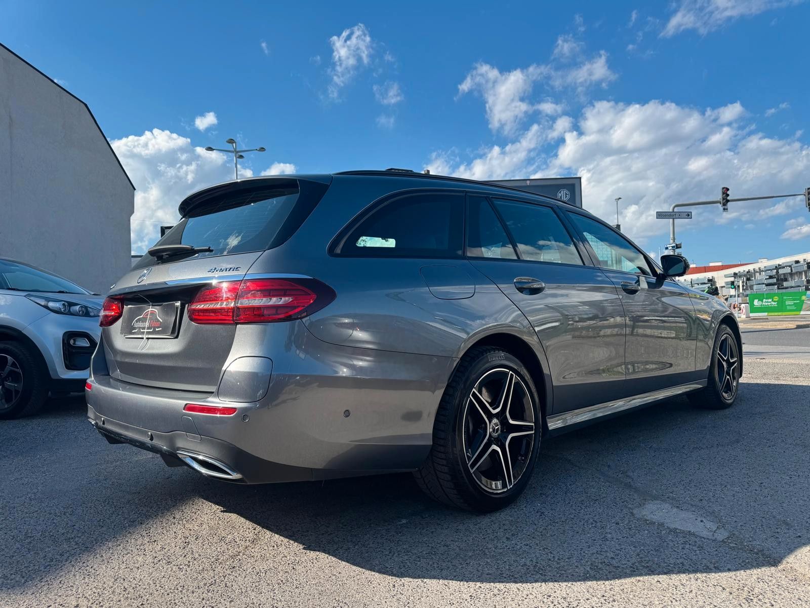 Mercedes-Benz E 300 de 4Matic **AMG-Sportpaket**1.Besitz imagem 3