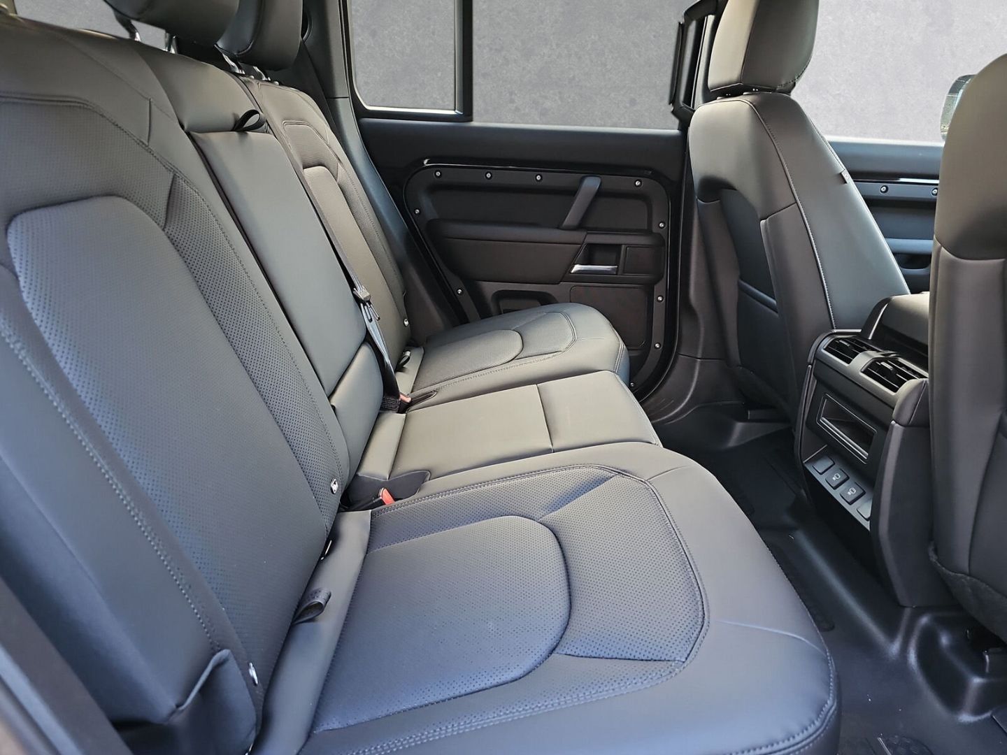 Land Rover Defender - Bild 6