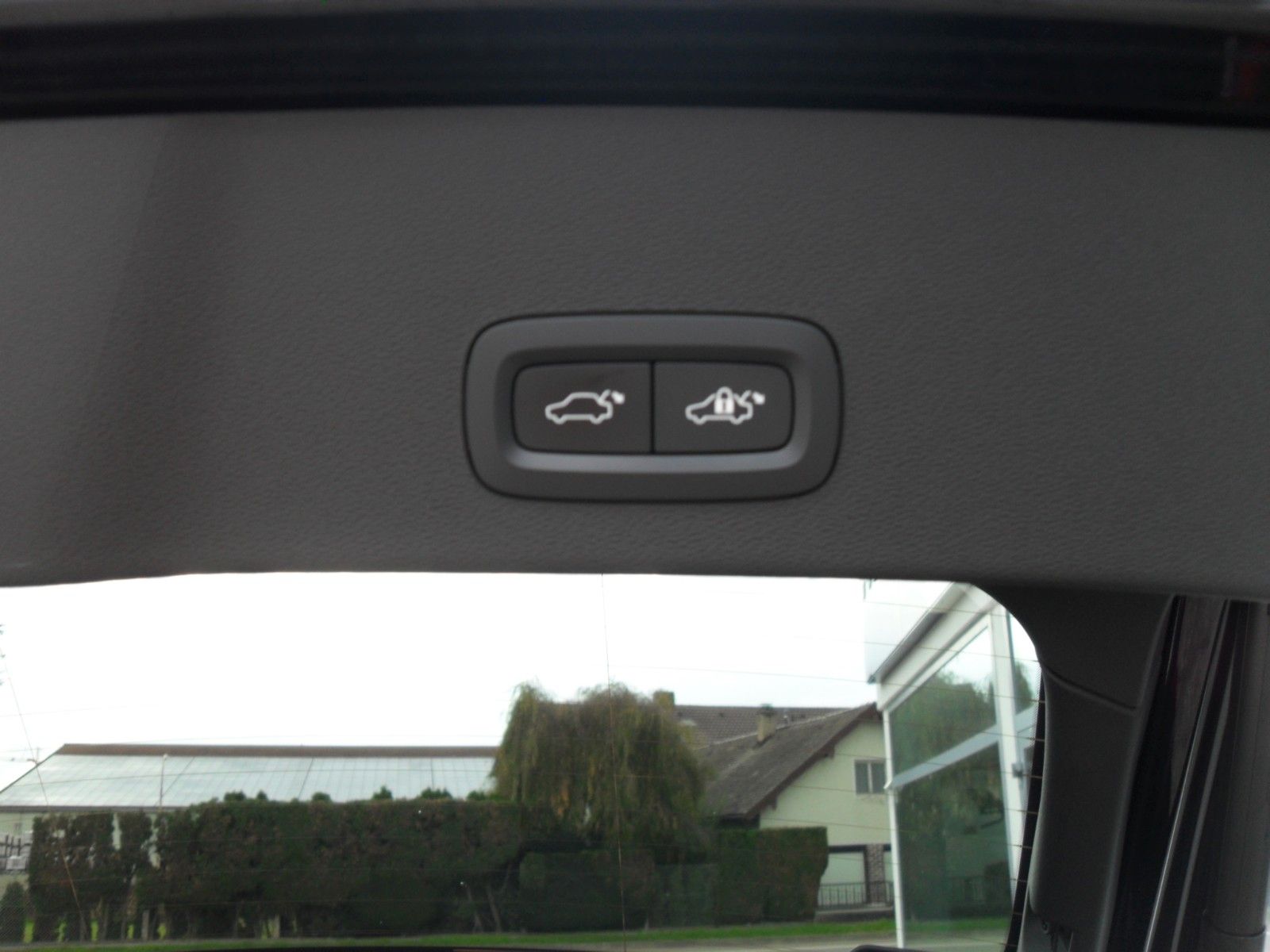 Fahrzeugabbildung Volvo C40 Ultimate Recharge Pure Electric AWD