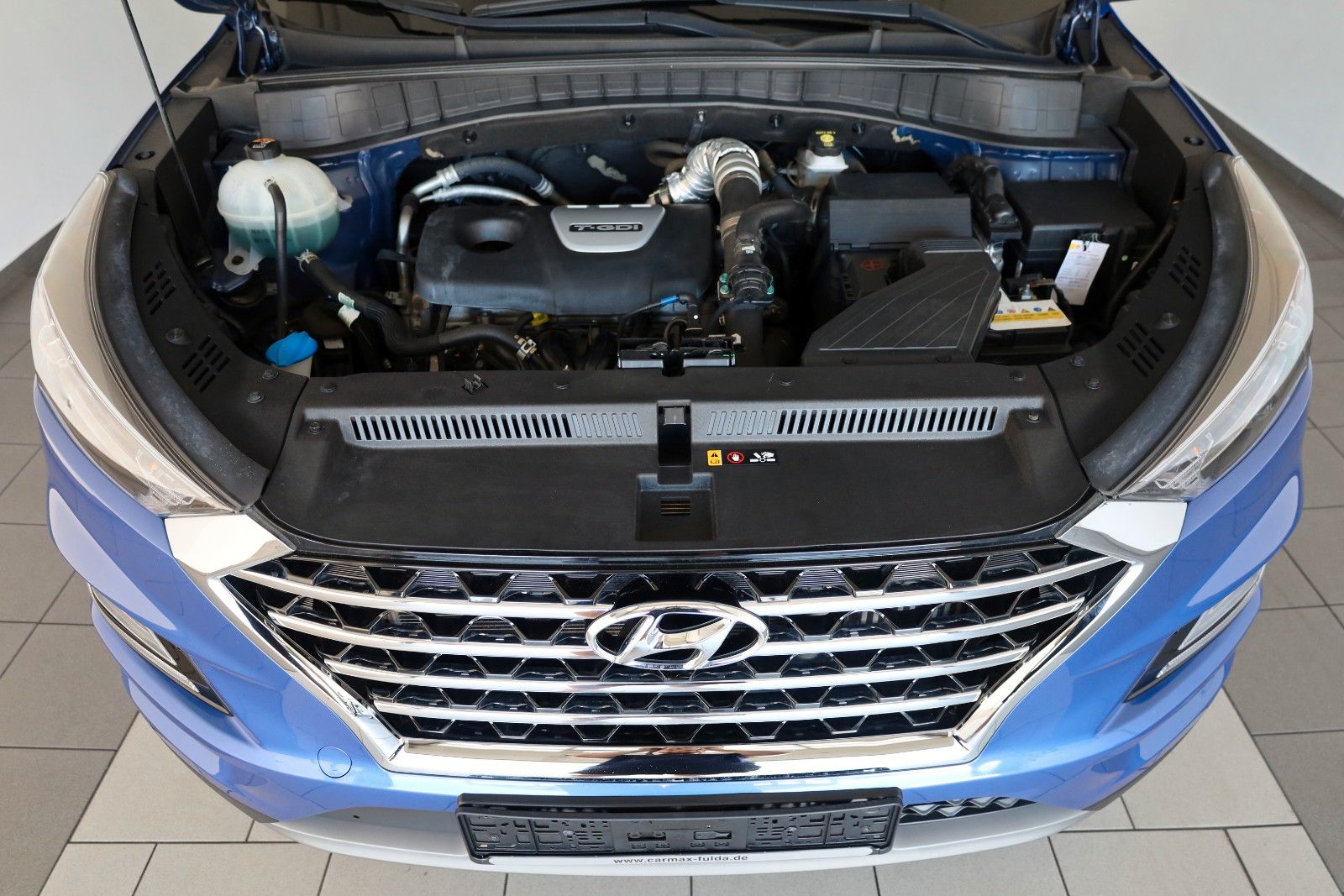 Fahrzeugabbildung Hyundai Tucson Advantage 2WD Navi,LED,SH,Kamera,SR+WR