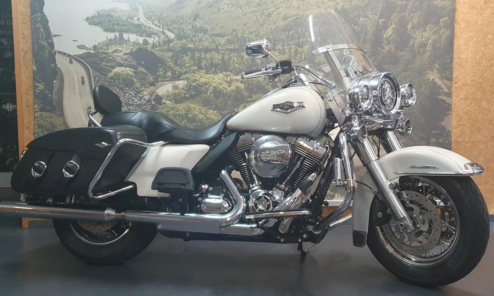 Harley-Davidson | FLHRC Road King Classic | Kess-Tech ESM