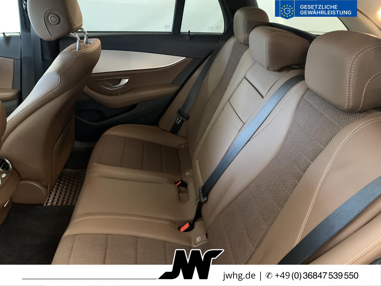 Mercedes-Benz E220 T MOPF Avantg. Distr+|Night|GlasDach|MB-LED