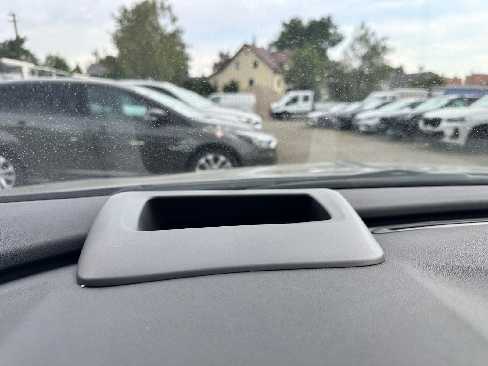 Opel Insignia B ST Navi Massage HuD Kamera ACC AHK