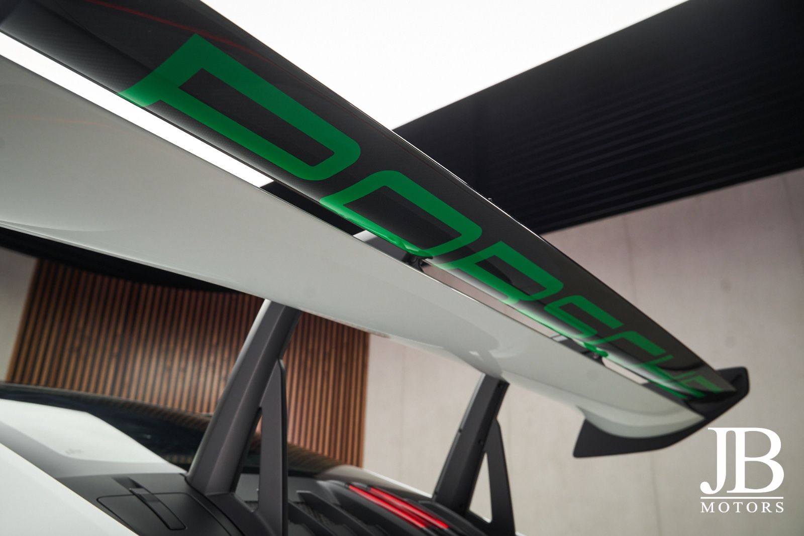 Fahrzeugabbildung Porsche 992.1 GT3 RS Sonderwunsch Weissach PCCB Lift LED