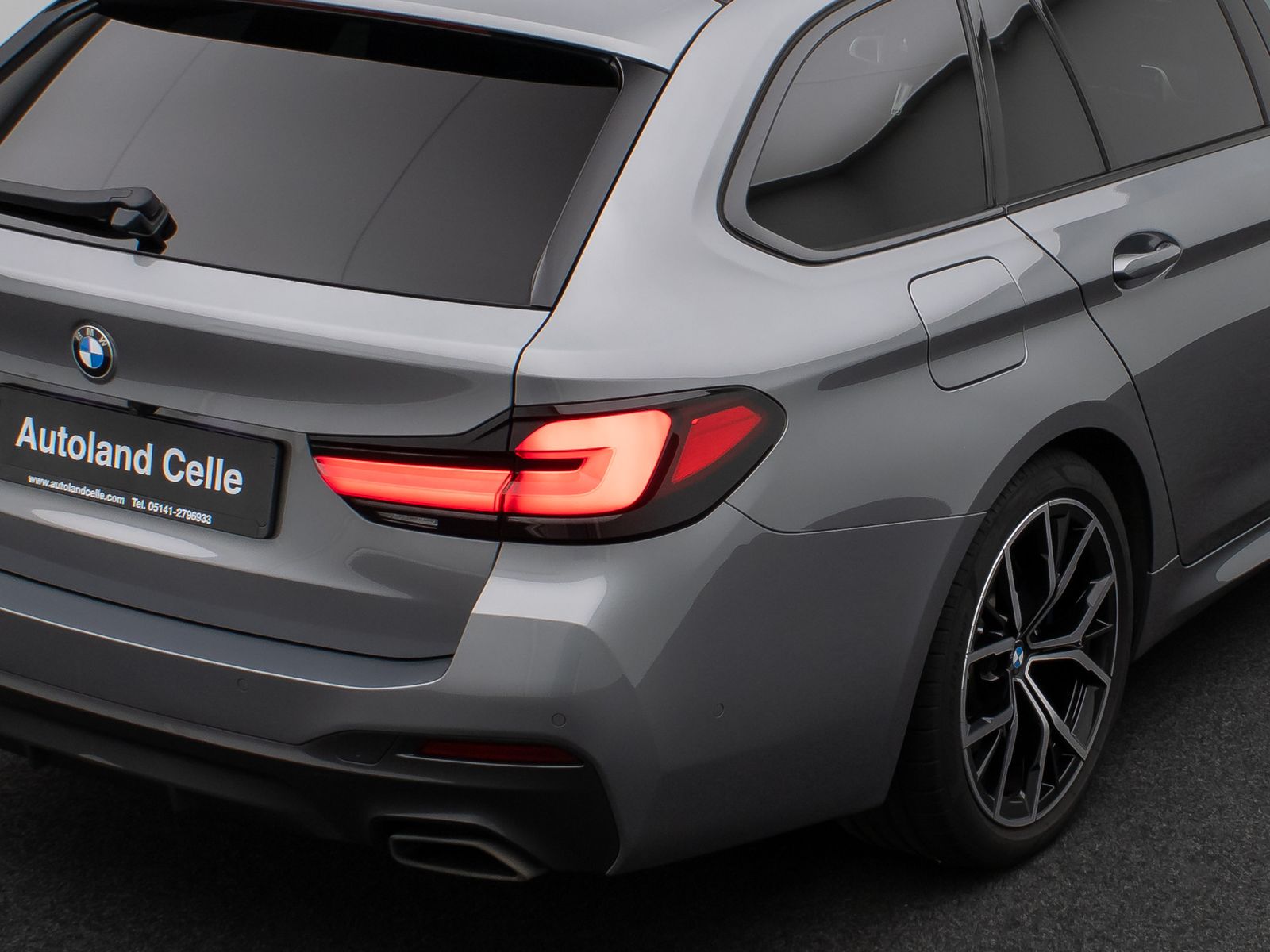 Fahrzeugabbildung BMW 530d xD M Sport Pro Kamera Laser HUD HiFi DAB