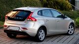 Volvo V40 *MOMENTUM* KAMERA* GARANTIE* - Volvo V40 Momentum mit Diesel-Antrieb
