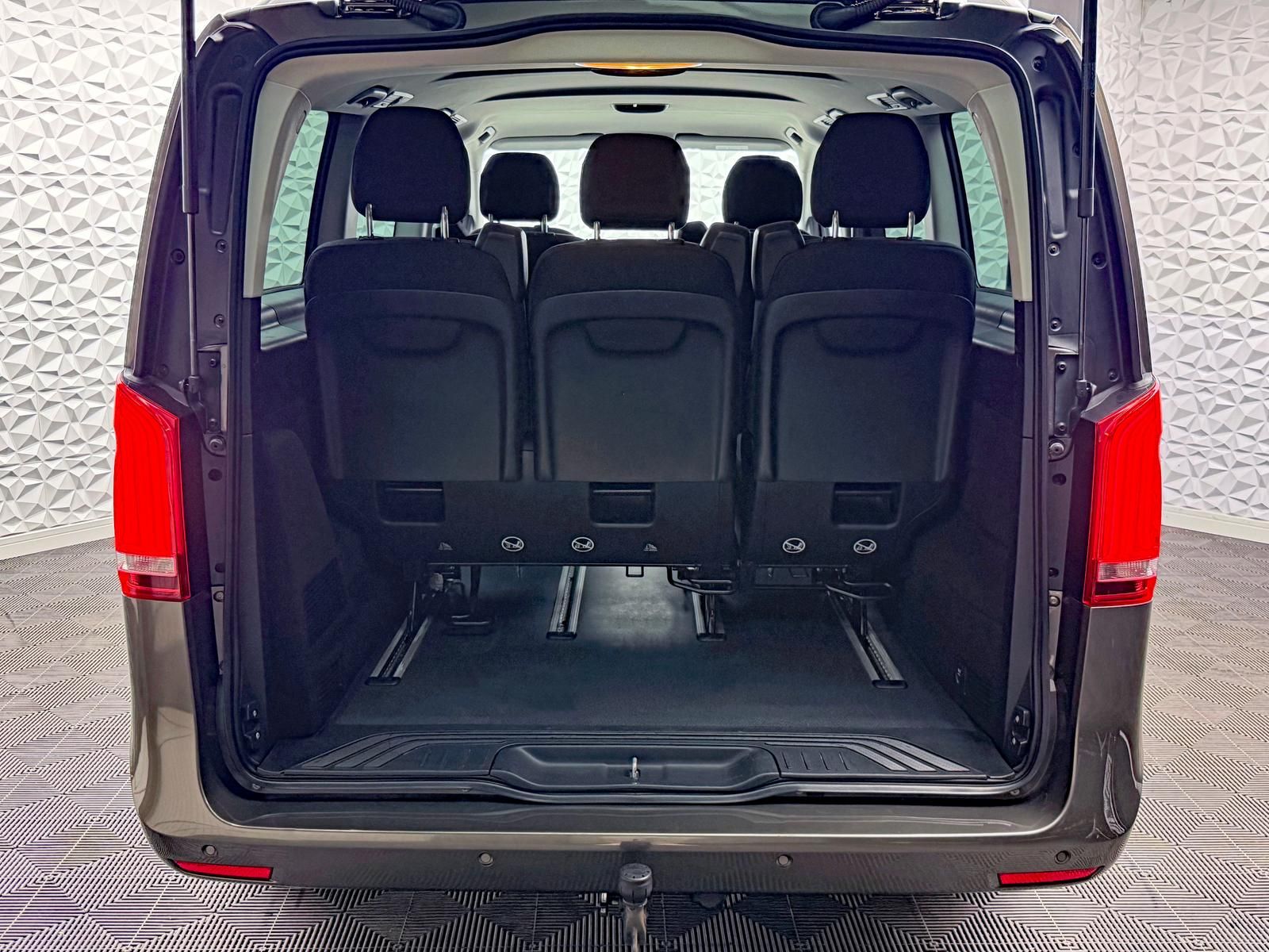 Fahrzeugabbildung Mercedes-Benz V250d 4MATIC*STANDHEIZ*AHK*7SITZE*ILS*3,1t*RCAM