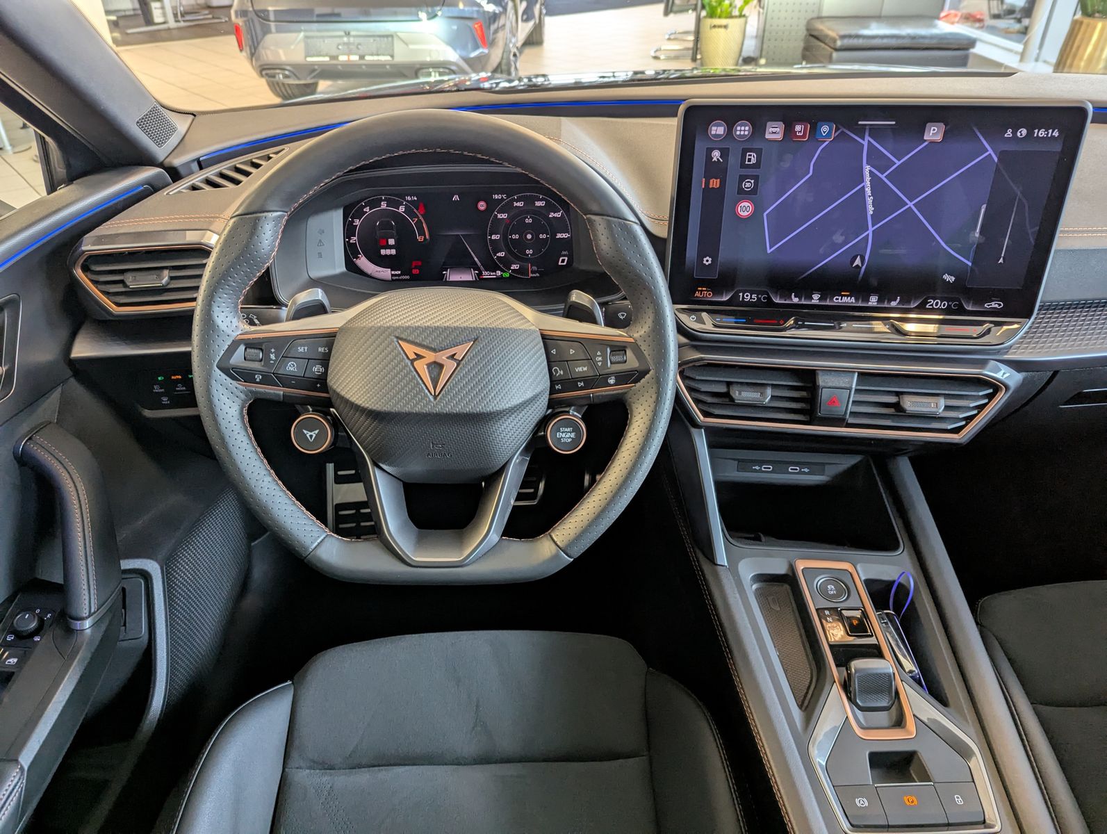 CUPRA Leon 1.5 eTSI Matrix Intelligent-Dynamic-Edge - Image 18