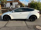 Tesla Model Y Long Range Dual Motor AWD Long Range - Tesla Model Y: mit Anhängerkupplung