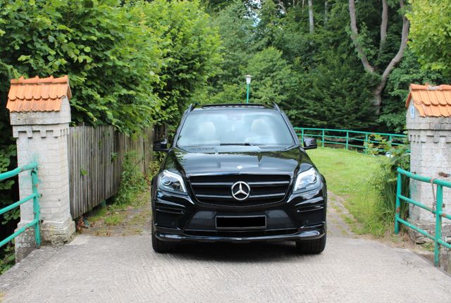 Mercedes-Benz GL 350 BlueTEC 4MATIC -AMG Paket