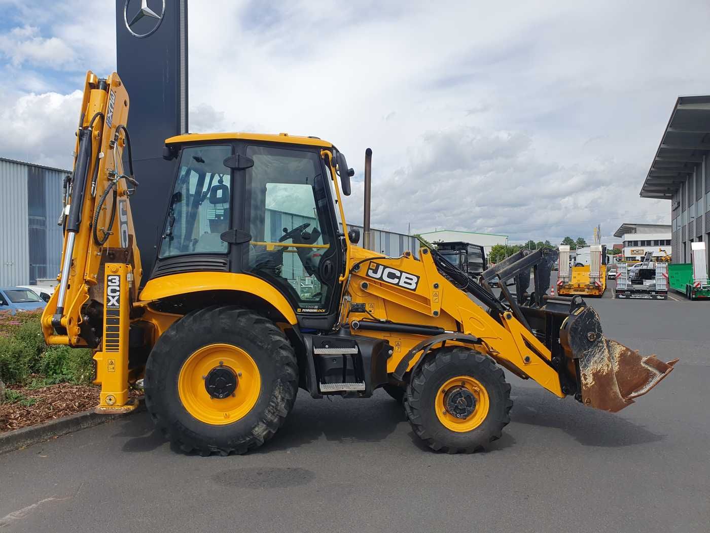 Fahrzeugabbildung JCB 3CX / Gabel & 4in1 Schaufel / nur 1.561h / 2022