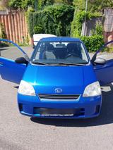 Daihatsu blau - Daihatsu Sirion aus 2004