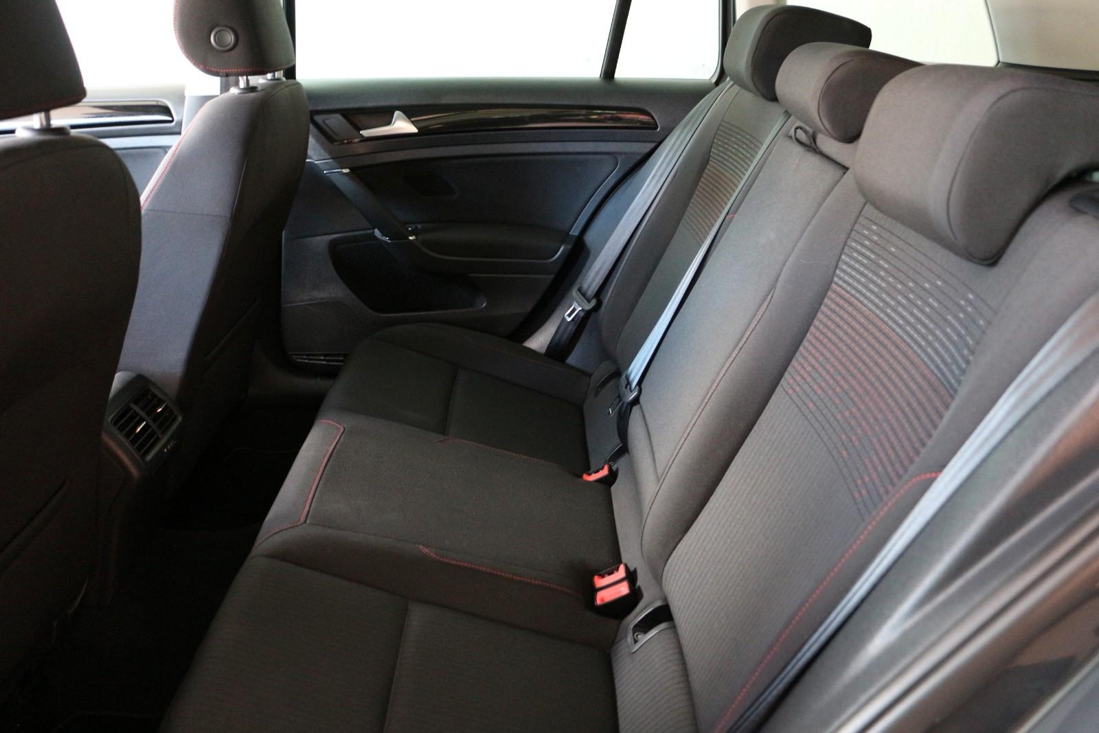 Volkswagen Golf VII Variant Sound 4Motion, Navi, LED, Cam.