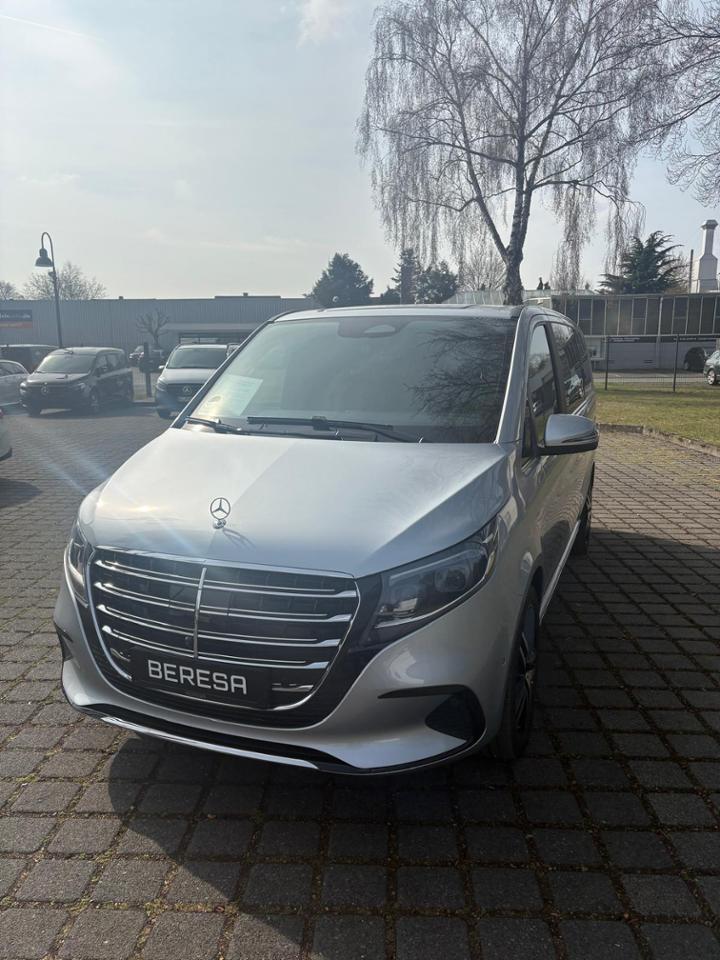 Mercedes-Benz V 300 d Lang 4M Exclusive Airmatic AHK Nappa