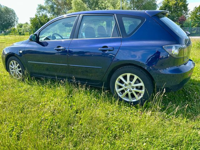 Mazda 3 Lim. 1.6 Sport Active — Bild 2