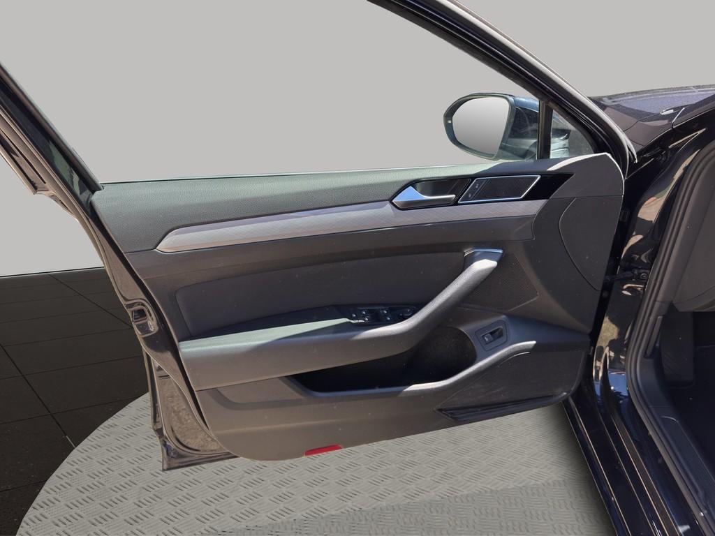 Volkswagen Passat Business 2.0 TDI DSG Navi AHK LED, миниатюра 10