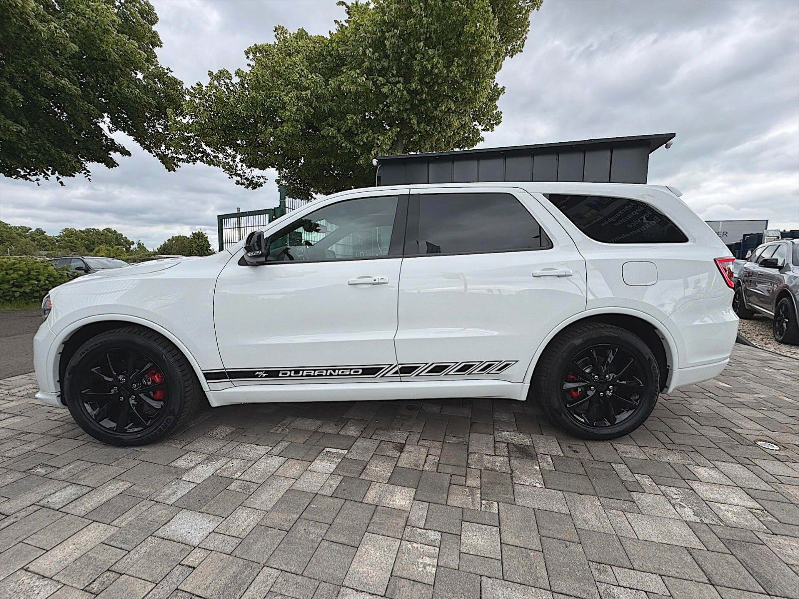 Fahrzeugabbildung Dodge Durango 5.7 V8 R/T 4x4 Night Paket *LED*7 Sitze*