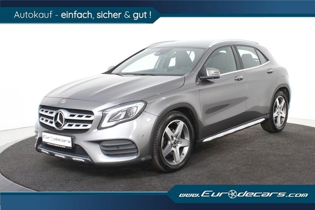 Mercedes-Benz GLA 180 AMG-Line *1.Hand*LED*Park ass*SHZ*