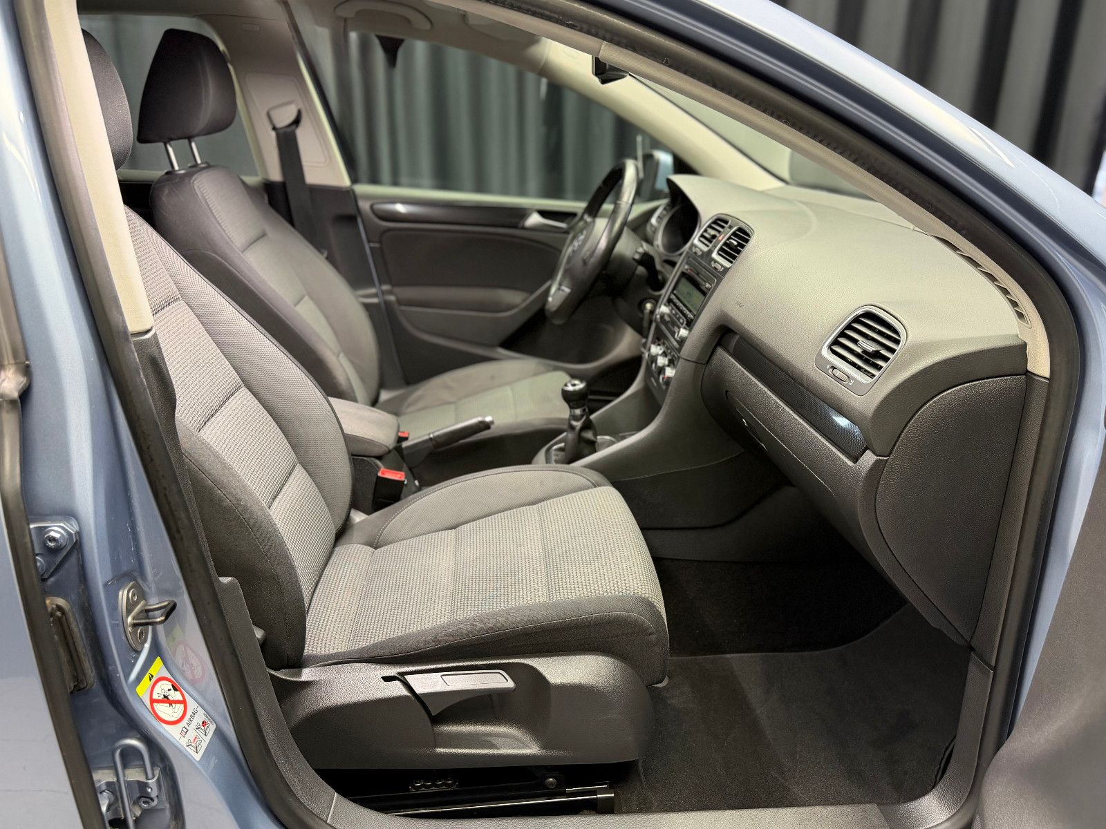 Fahrzeugabbildung Volkswagen Golf VI Comfortline |AHK|1.HAND