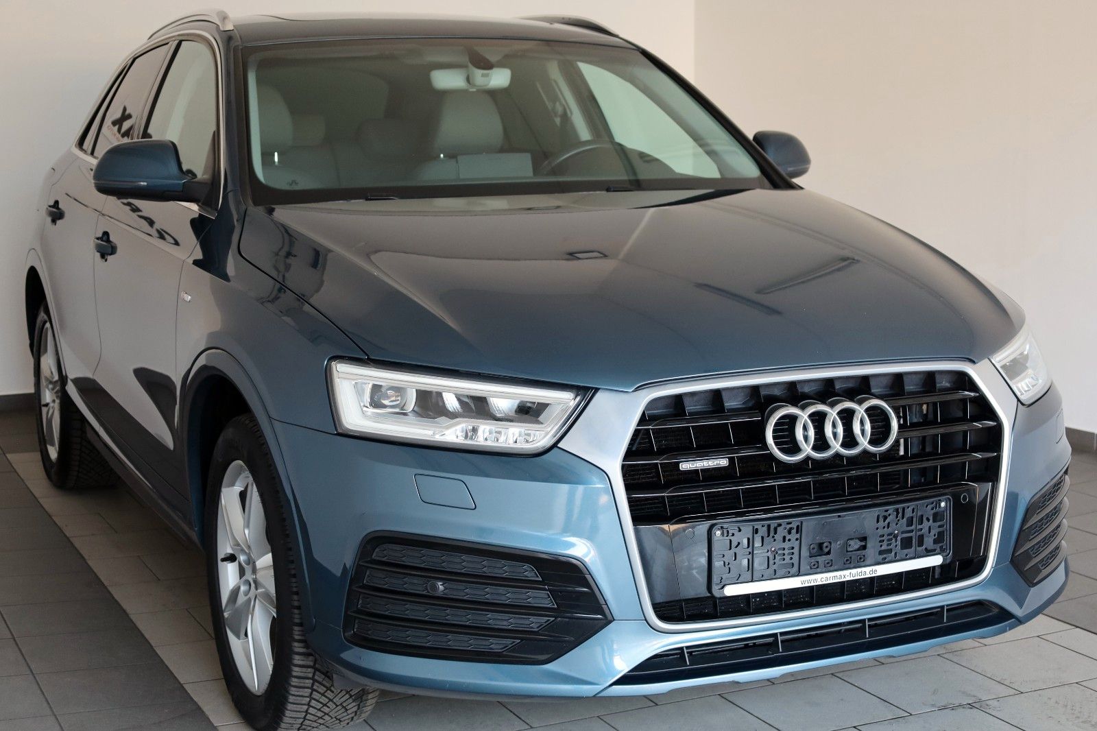 Fahrzeugabbildung Audi Q3 quattro S Line Naxi,Xenon,Panorama,Kamera,SH