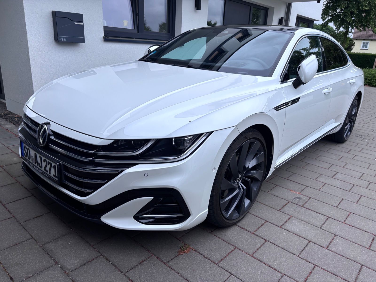 VW Arteon 2.0 TDI DSG R-Line 20 Zoll, Pano, ACC
