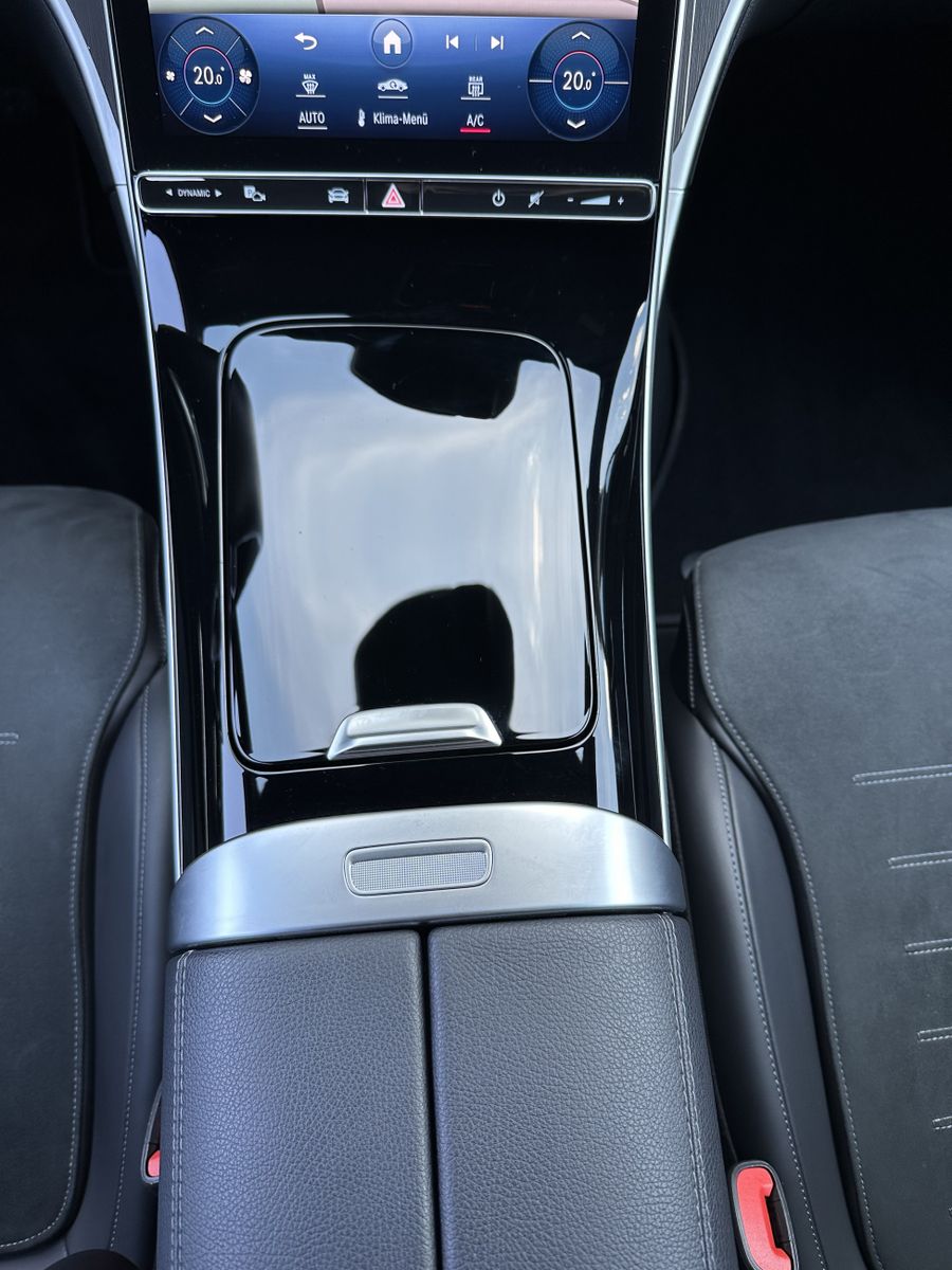 Fahrzeugabbildung Mercedes-Benz C 300d T AMG-Line NAV+LED+KAM+WIDESCREEN+19ZO+PP