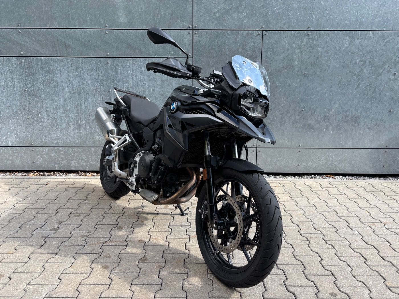 Fahrzeugabbildung BMW F 800 GS Style Triple Black Tieferlegung