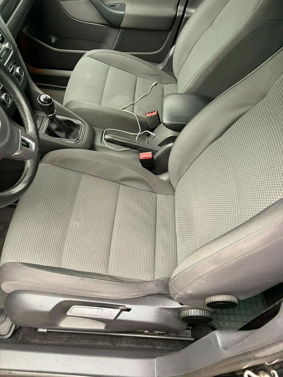 Volkswagen Golf 2010 — photo 6