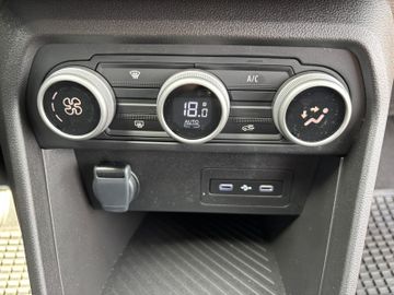 Dacia Sandero Stepway Expression TCe 110