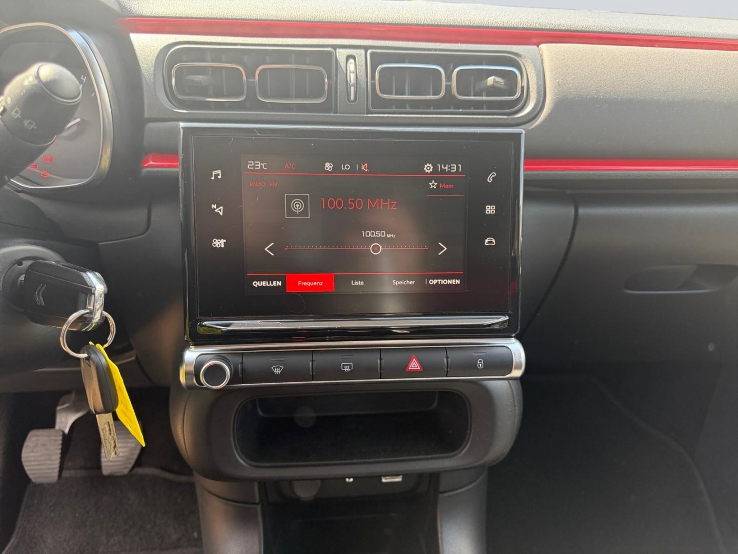 Citroën C3 1.2 PureTech 82/83 Shine *nur Händler/Export*