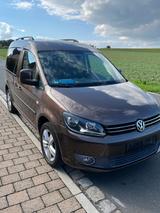 Volkswagen Caddy 2,0 TDI Behindertengercht Rollstuhlrampe - VW Caddy Maxi von privat