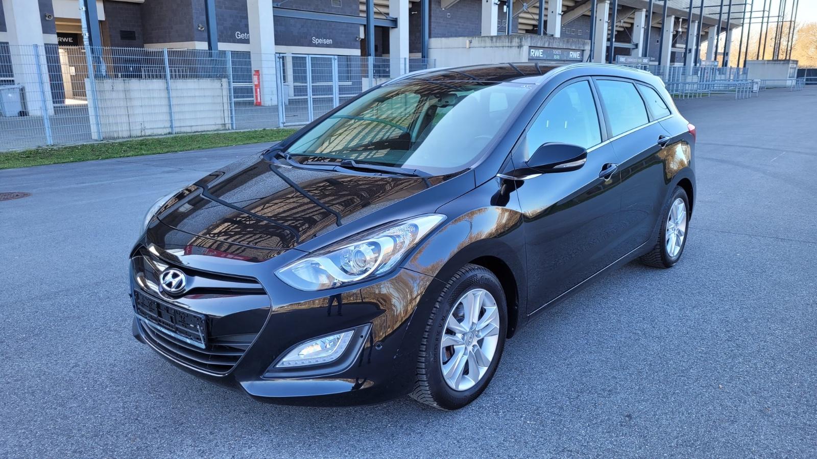 Hyundai i30 cw Trend Servo Klima