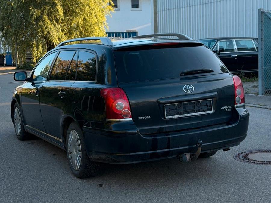 Toyota Avensis 2006 — engine 1.995 cm³, 126 HP (93kW)