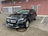 Mercedes-Benz GLA 180 SCORE! SCORE!
