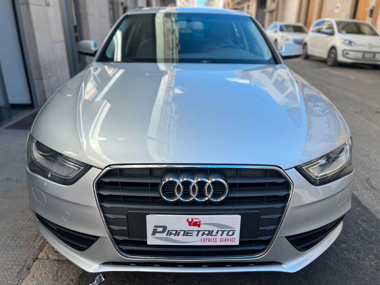 Audi A4 2014 — rear view