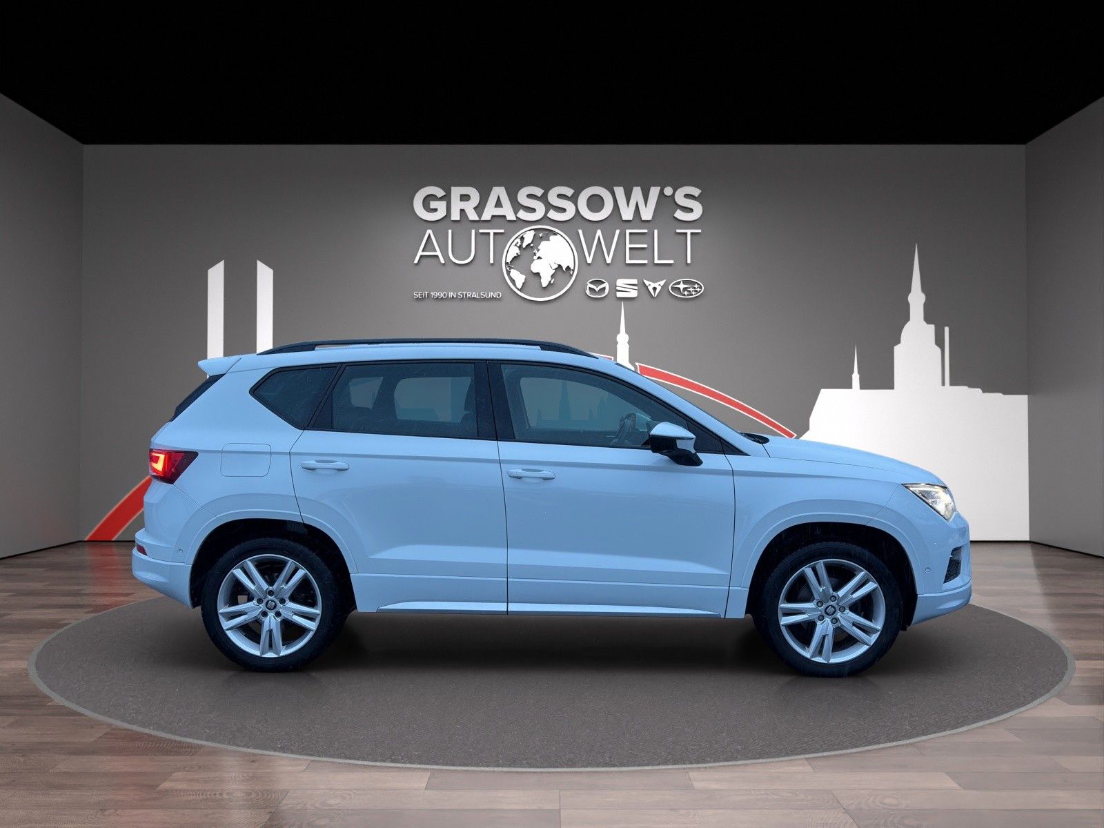 Fahrzeugabbildung SEAT Ateca 1.5 TSI FR DSG LED/NAVI/SHZ/SHZ/AHK