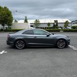Audi S5 / 8-Fach bereift / Top - Audi S5 mit Benzin-Antrieb: Sportwagen, Automatik