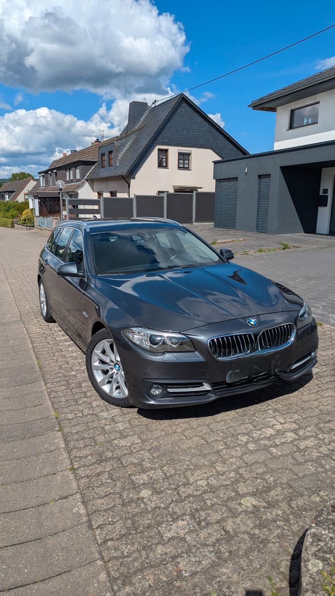 BMW 520d xDrive Touring 