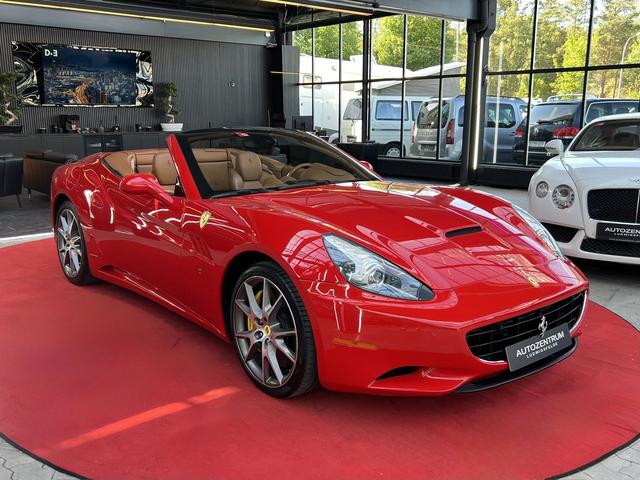 Ferrari California F1 CAM / NAVI / LED /
