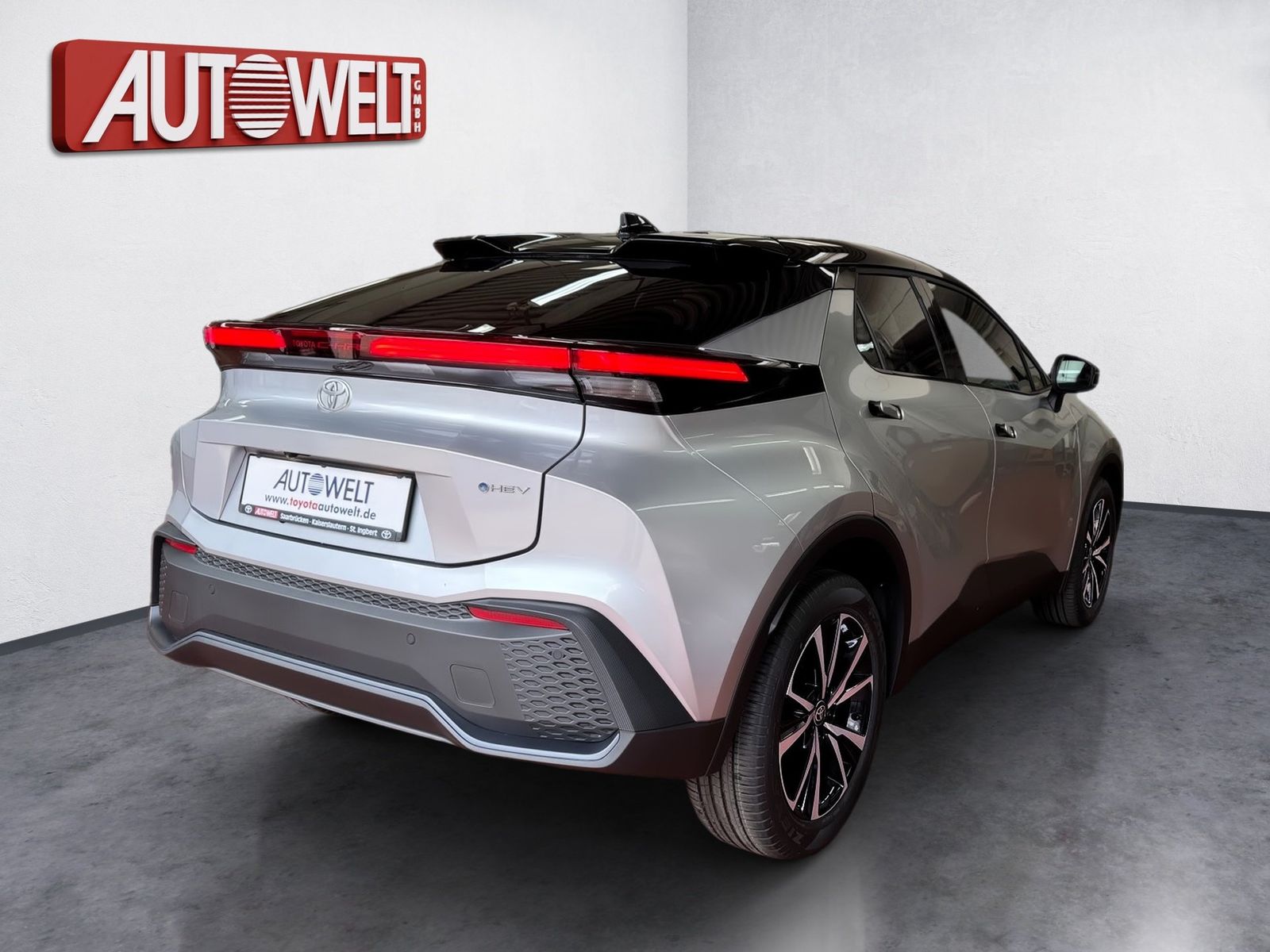 Fahrzeugabbildung Toyota C-HR 2.0 Teamplayer Technik-Paket KlimaA,LED,Nav