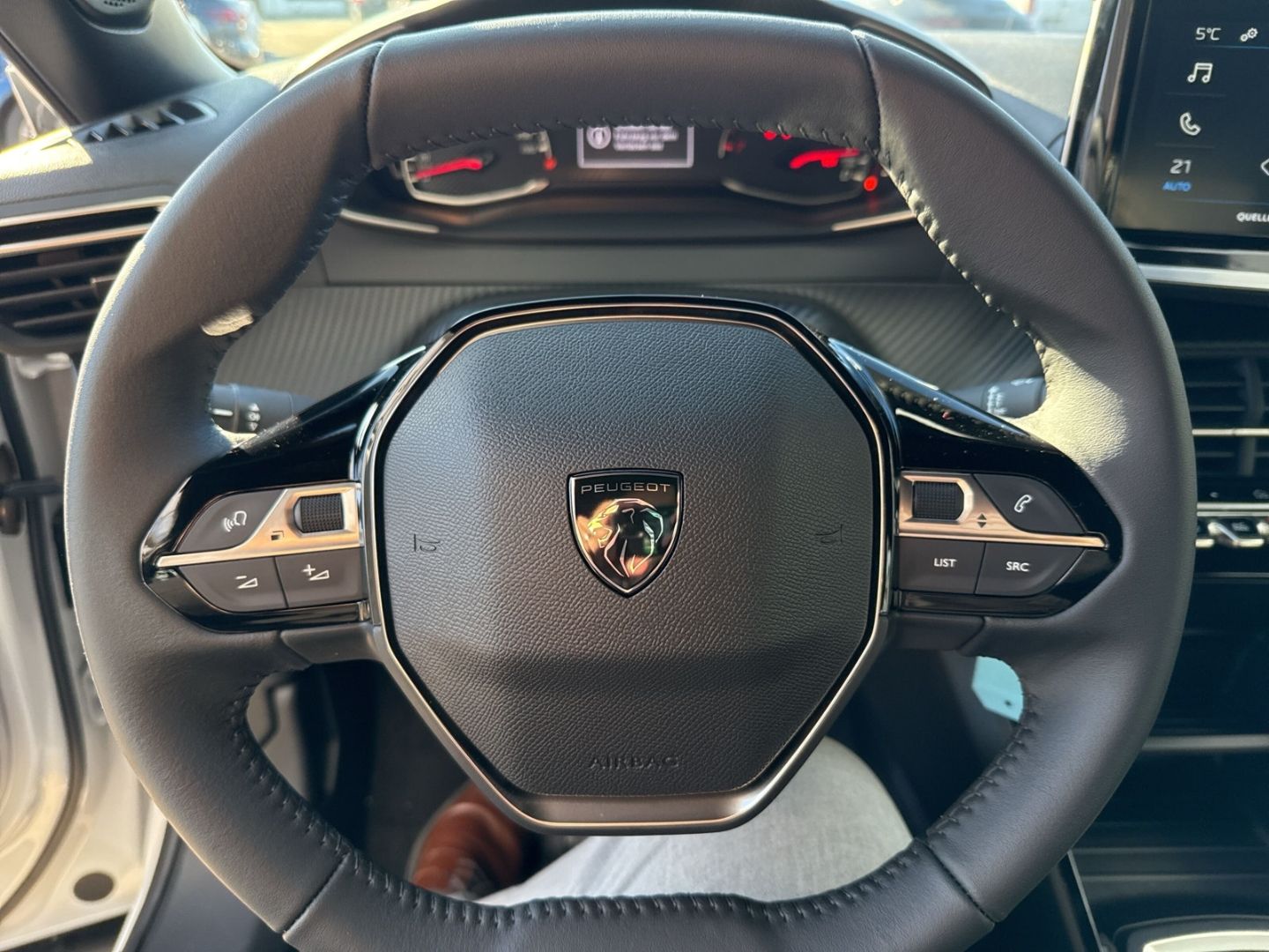 Peugeot 2008 - Bild 10