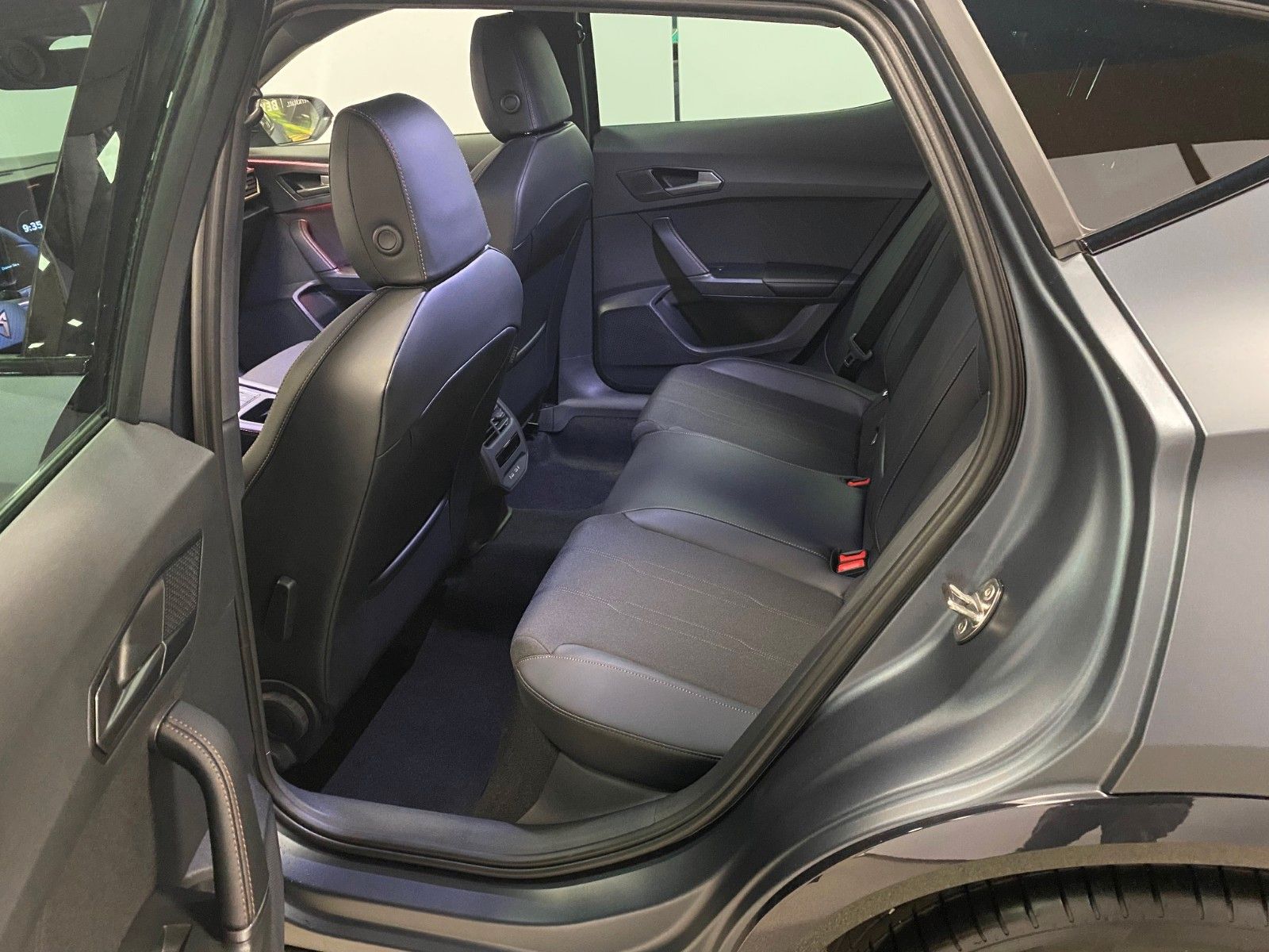 Fahrzeugabbildung CUPRA Formentor 1.5 eTSI MHEV DSG+MATRIX+NAVI+360°KAME