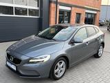Volvo V40 Momentum *LED*NAVI*TEMPO*PDC*TÜV NEU* - Volvo V40 mit Benzin-Antrieb: Limousine, Momentum